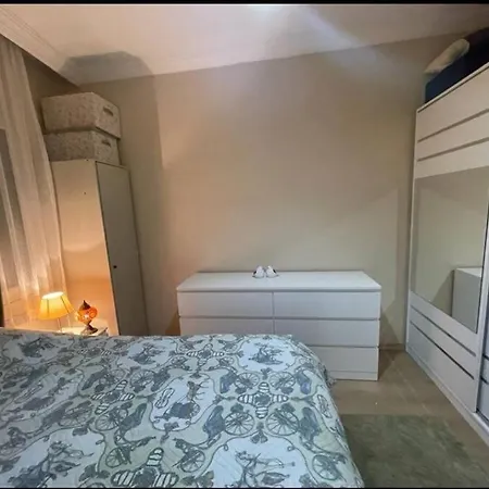 Apartment Cosy And Fully Furnished 2 Bedroom *