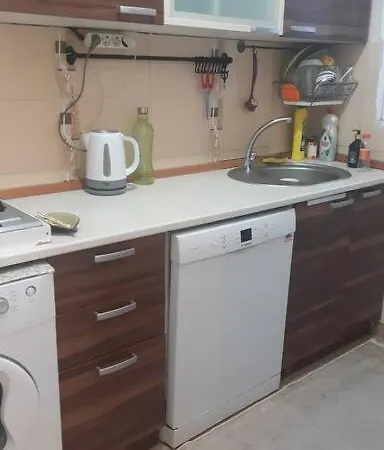 Cosy And Fully Furnished 2 Bedroom * איסטמבול